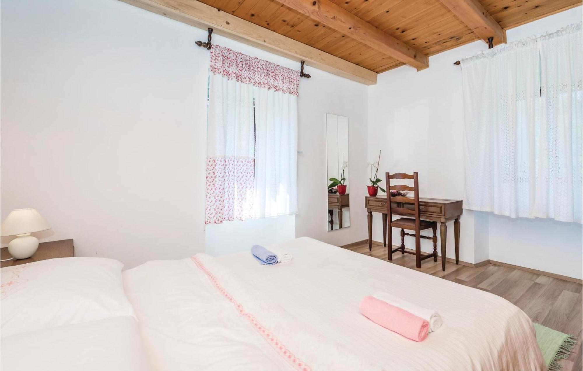 Nice Apartment In Kastav With Wifi Экстерьер фото