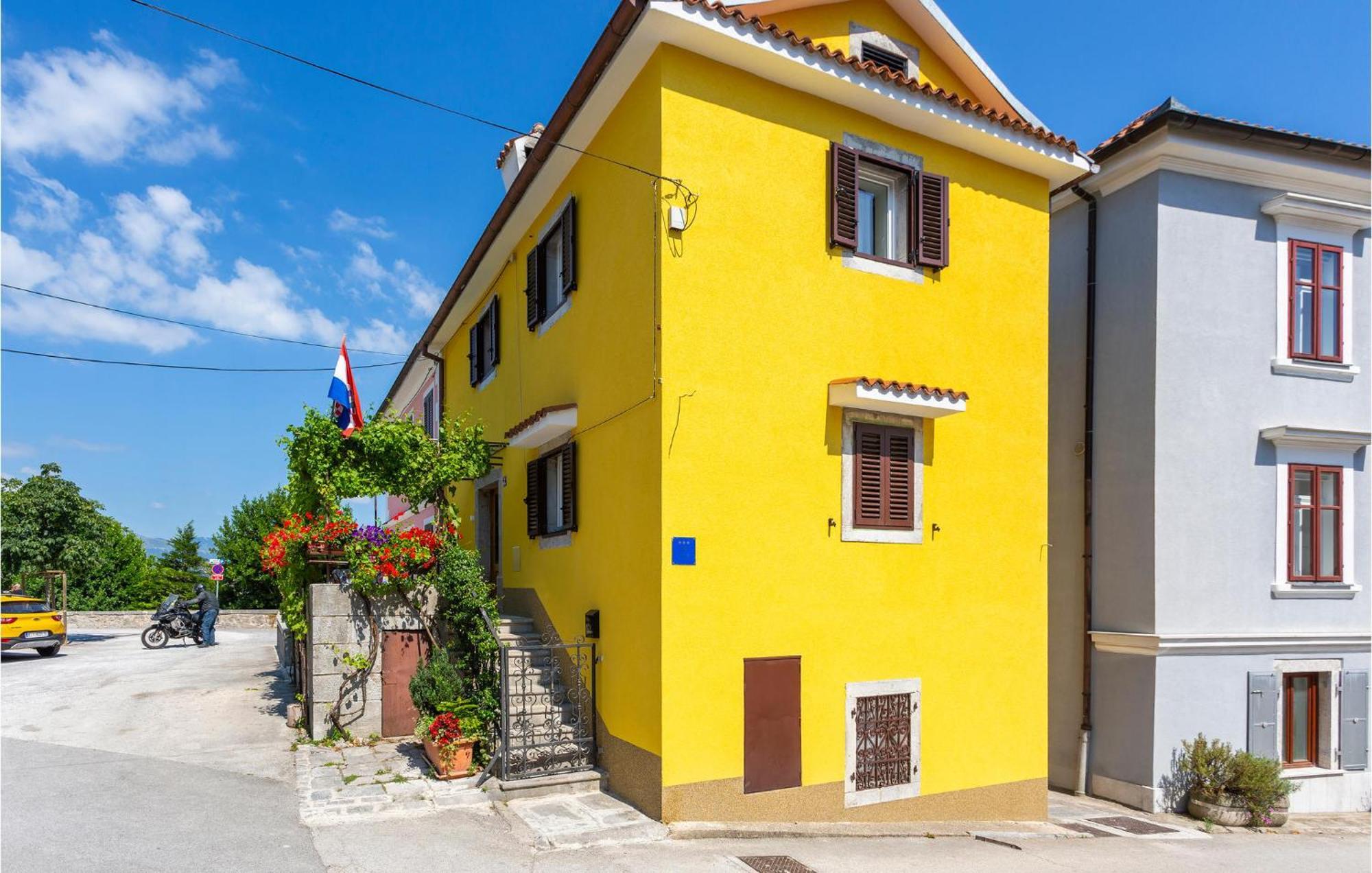 Nice Apartment In Kastav With Wifi Экстерьер фото